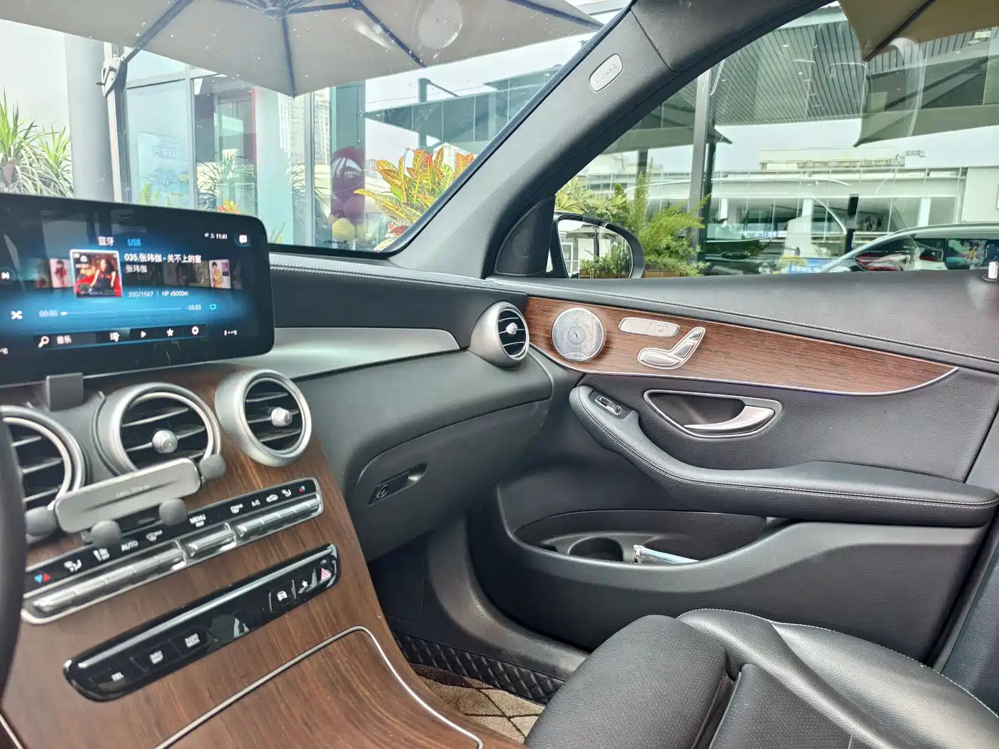 Mercedes-Benz GLC 2021 GLC 300 L 4MATIC Sporty фото 15