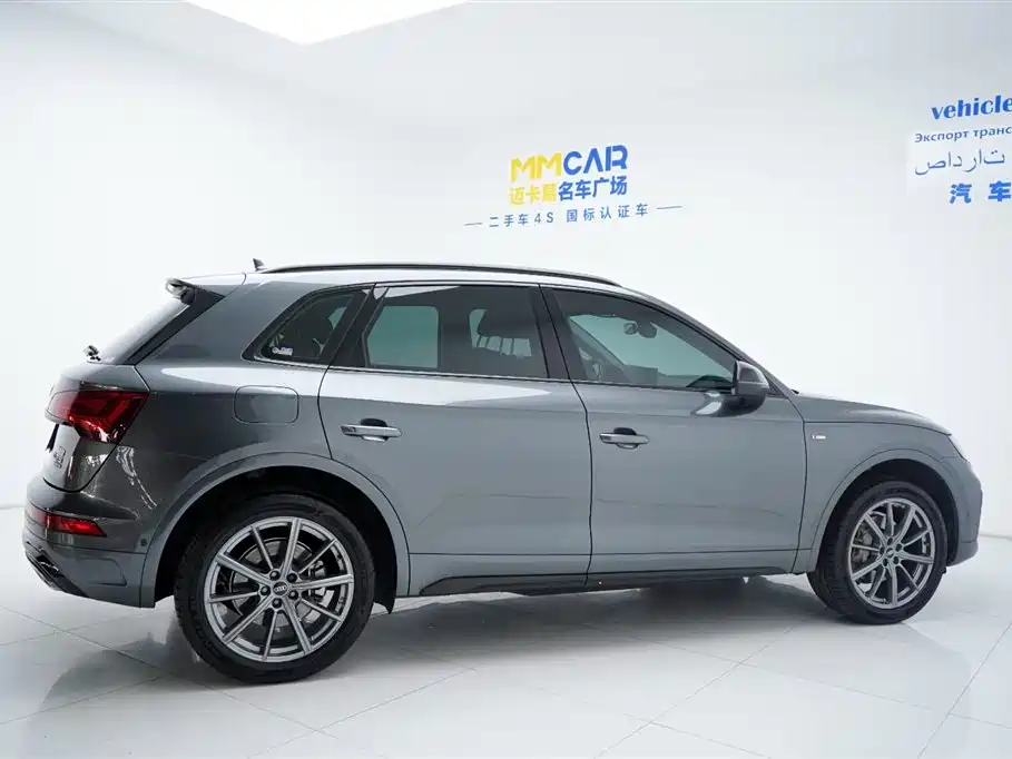 Audi Q5L 2022 40T Luxury Dynamic фото 11
