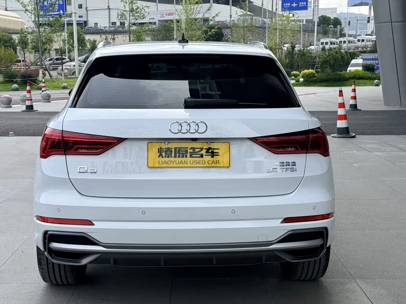 Фото 6 - Audi Q3