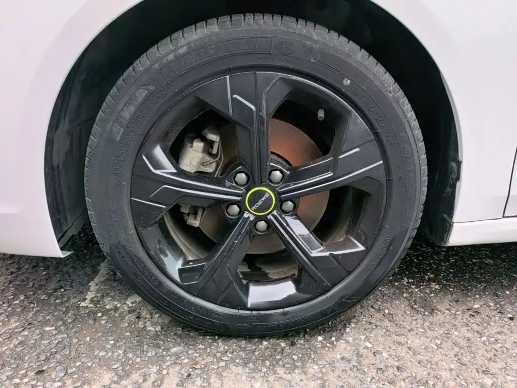 Фото 23 - Roewe i6 MAX