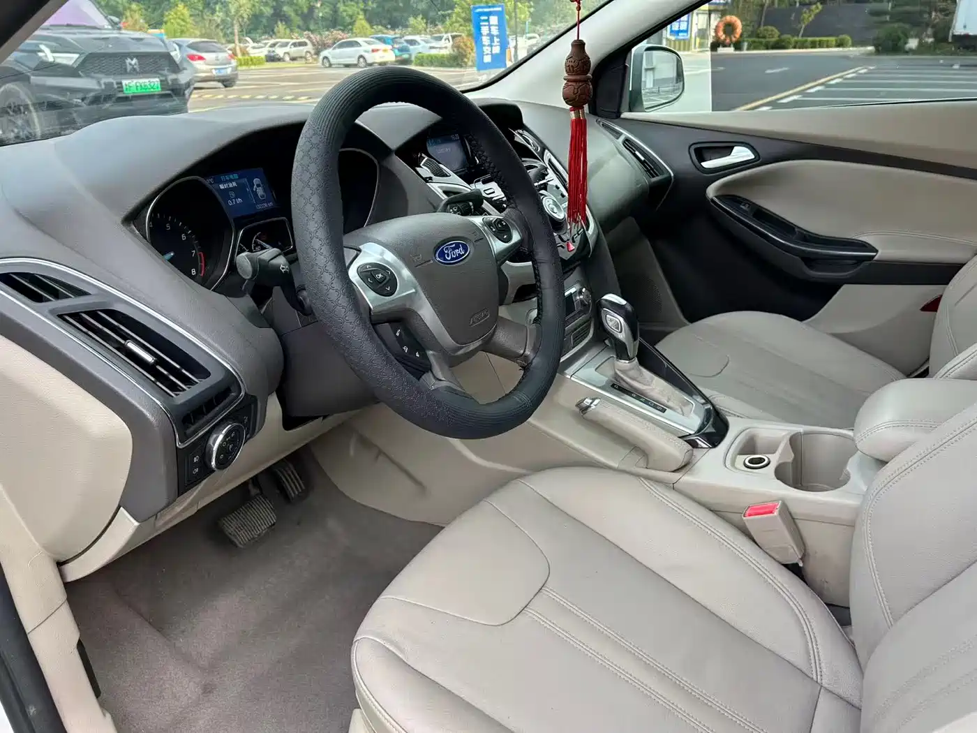 Фото 9 - Ford Focus