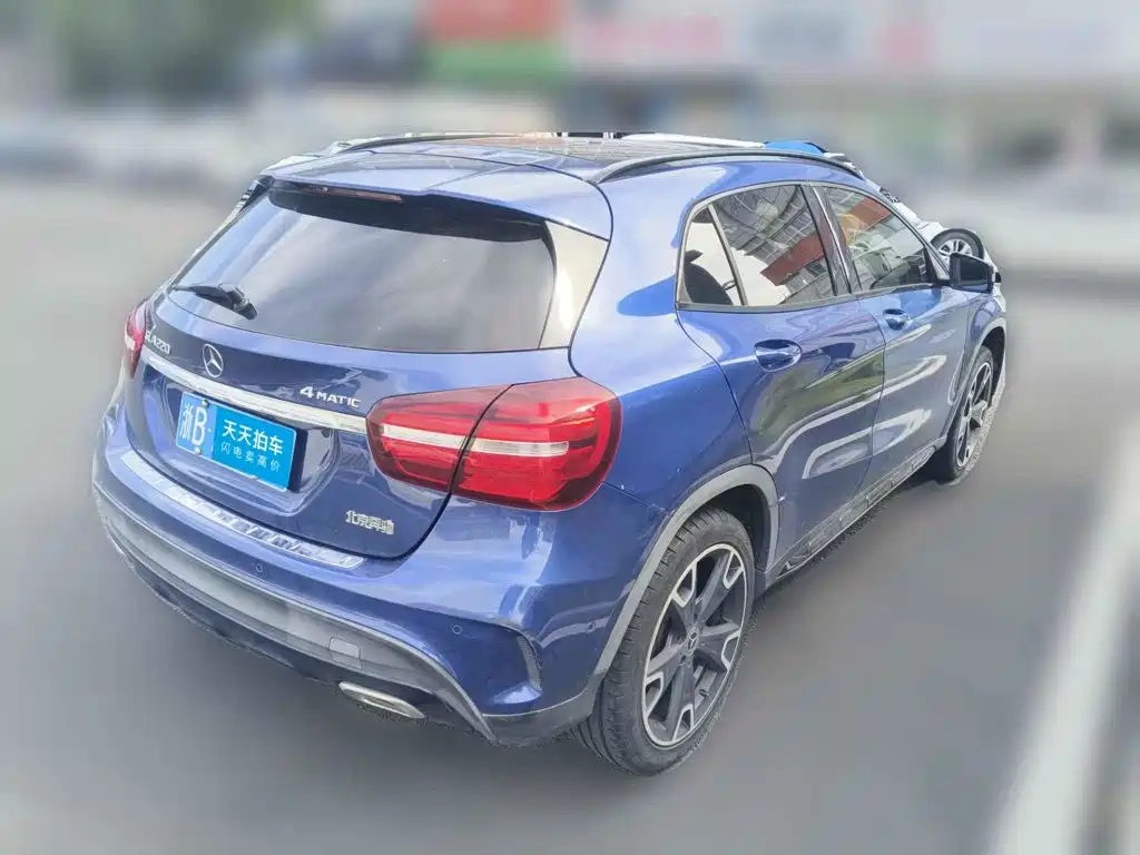 Фото 5 - Mercedes-Benz GLA