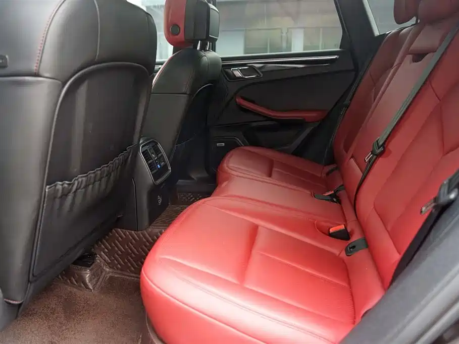 Porsche Macan 2021 Macan 2.0T фото 10