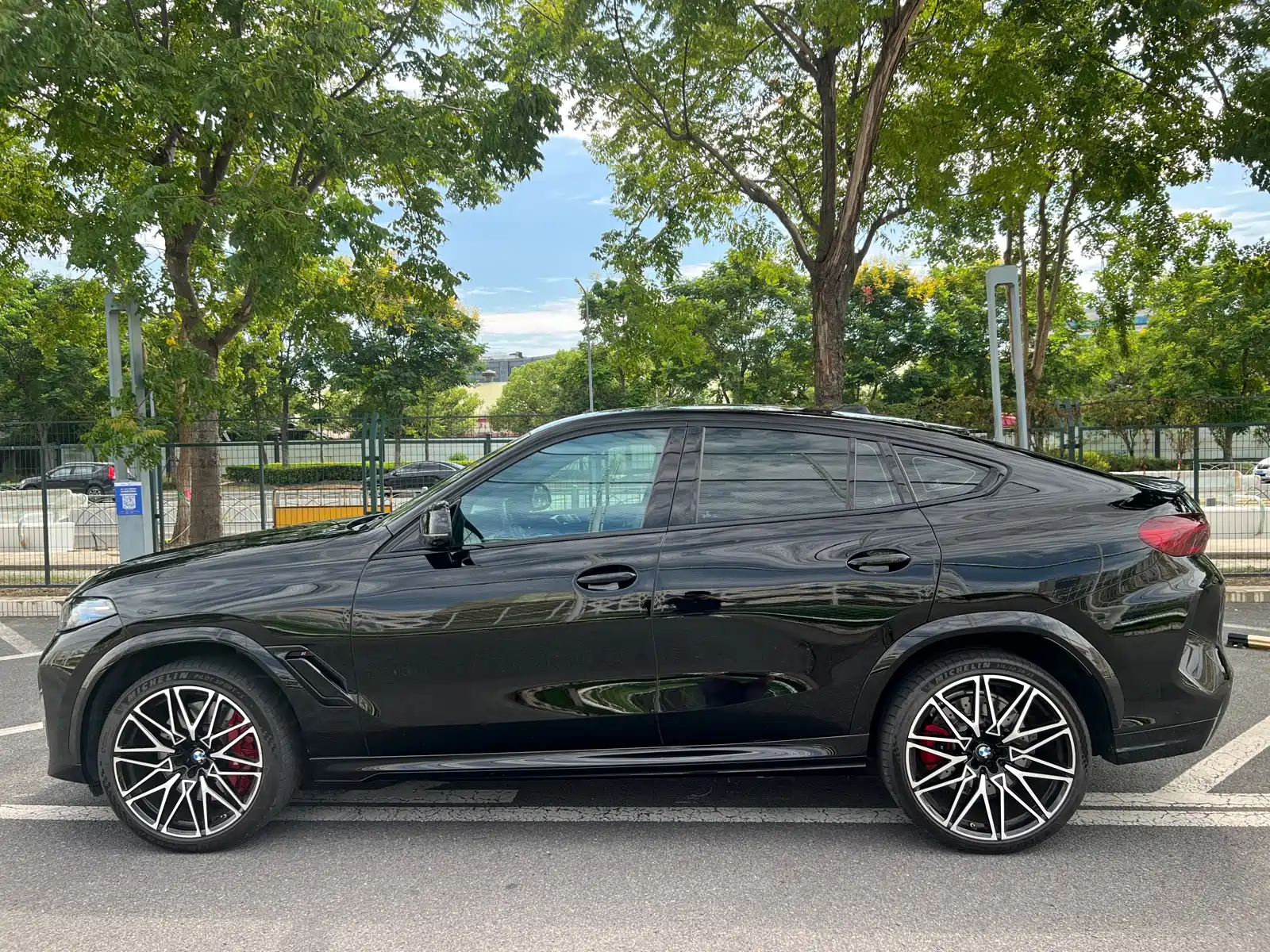 Фото 7 - BMW X6 M