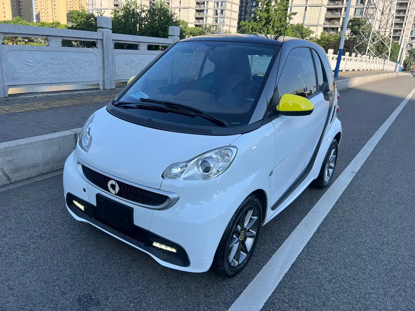 Фото 1 - smart fortwo