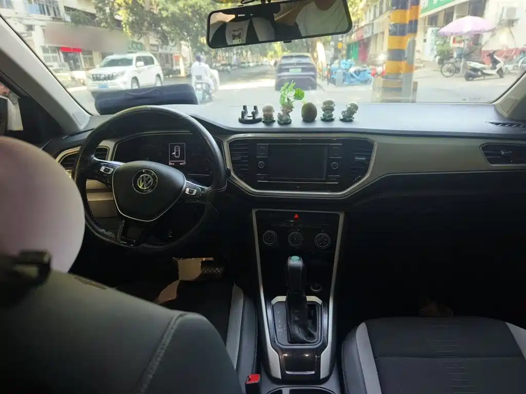 Volkswagen T-ROC 2019 230TSI DSG 2WD Progressive Version China VI фото 6
