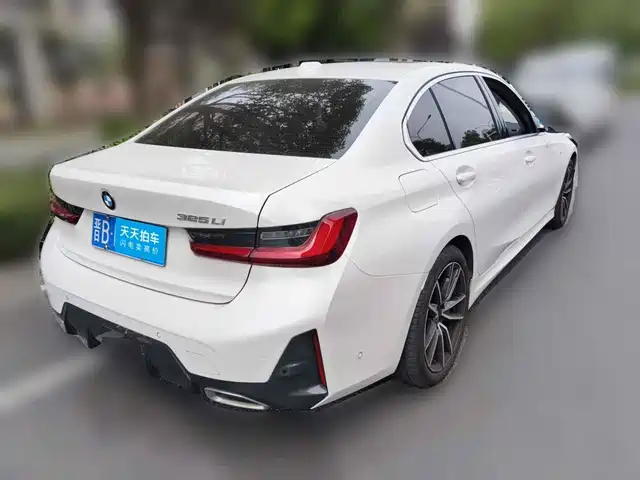 BMW 3 Series 2023 325Li M Sport Package — фото 2