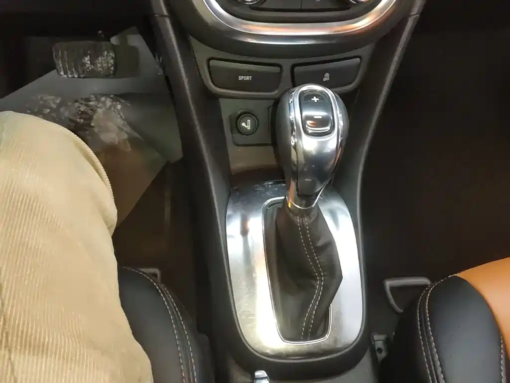 Buick Encore 2015 1.4T Automatic 2WD Urban Elite фото 14