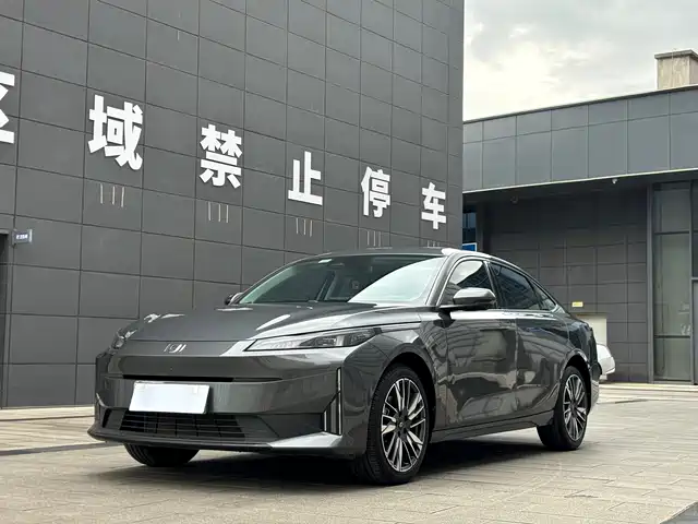 Changan Qiyuan A05 2024