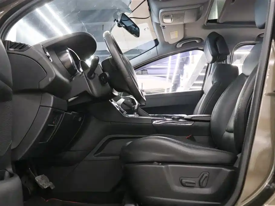 Peugeot 3008 2015 1.6THP Automatic Trend Edition фото 13
