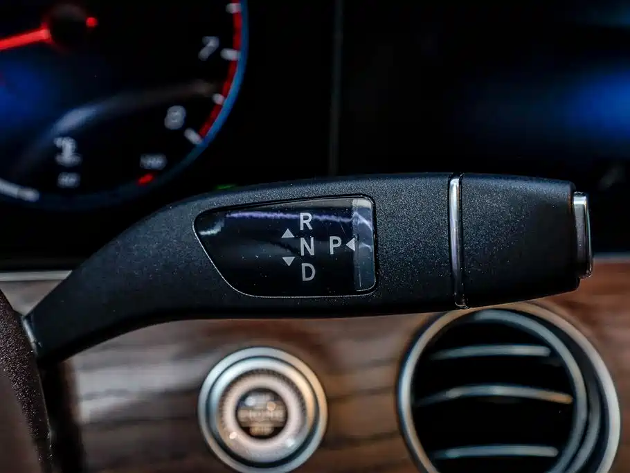 Mercedes-Benz E-Class 2021 Facelift E 300 L Luxury фото 24