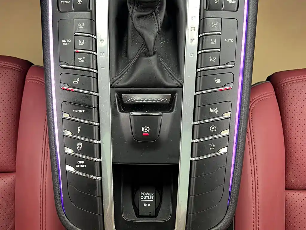 Фото 22 - Porsche Macan