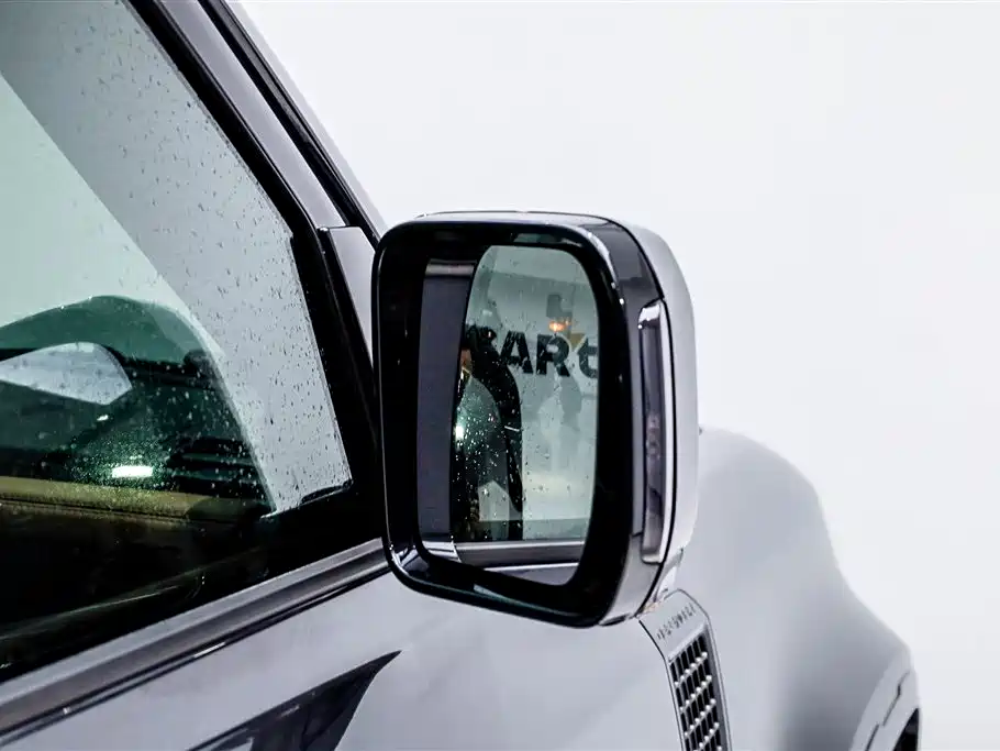 Land Rover Defender 2024 110 3.0T P400 X-DYNAMIC HSE фото 31