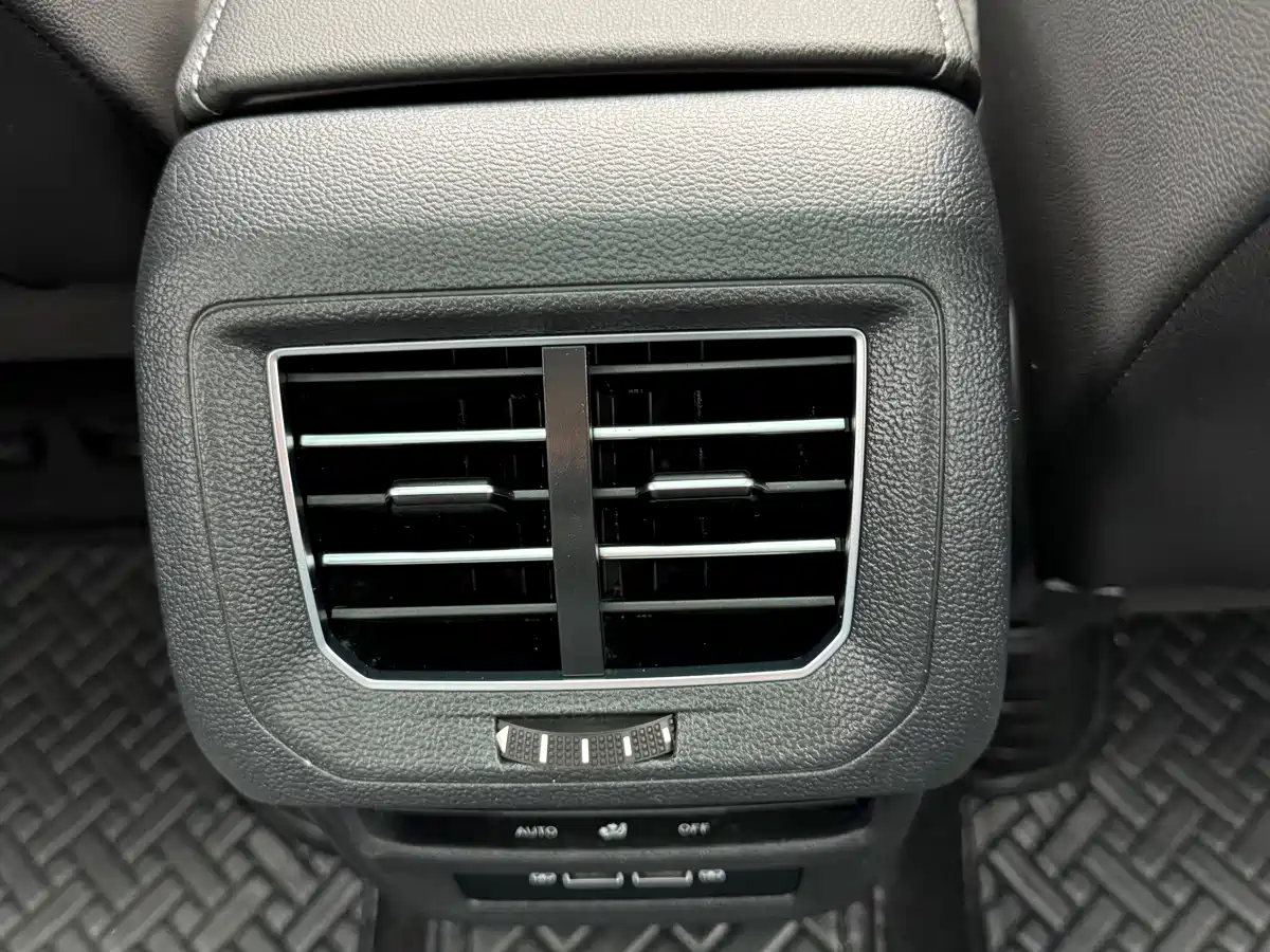 Volkswagen Tayron X 2020 380TSI 4WD Flagship Smart Edition фото 12