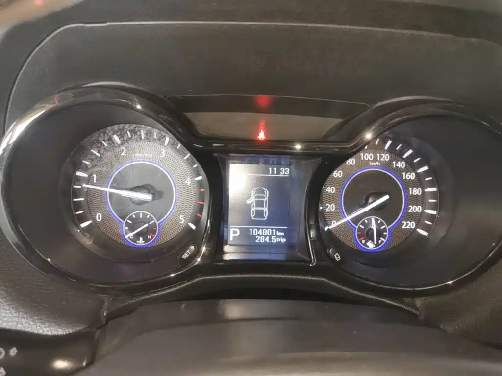 Jiangling Yuhu 7 2020 2020 Model 2.0T Diesel Automatic 2WD Comfort Short Wheelbase China VI JX4D20A6L