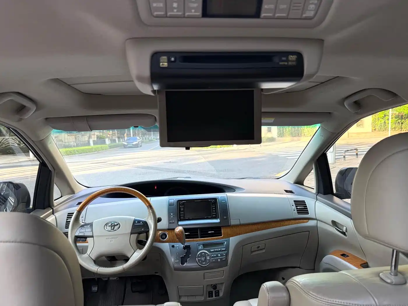 Toyota Previa 2012 2.4L 7-Seater Luxury Edition фото 9