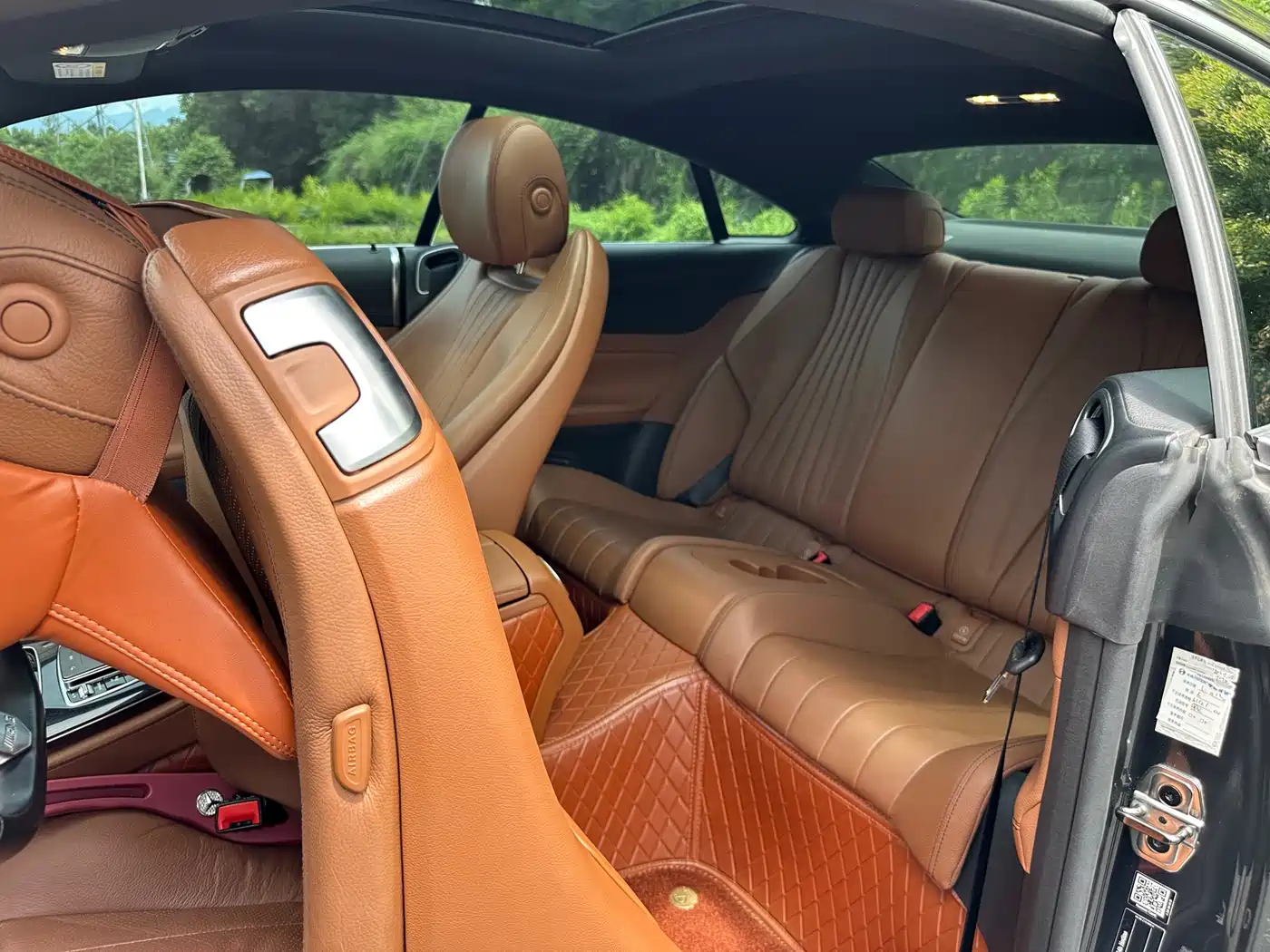 MERCEDES-BENZ E-CLASS (IMPORTED)