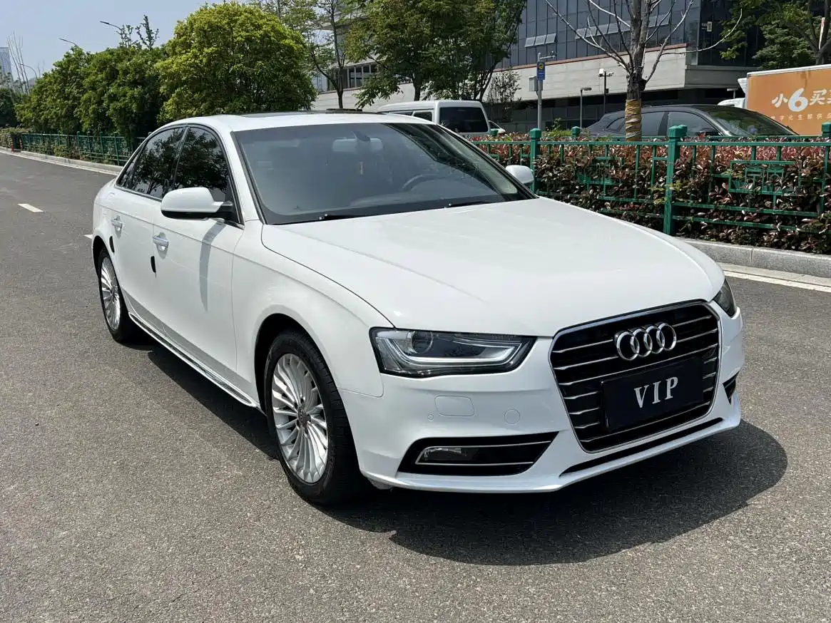 Audi A4L 2016 35 TFSI Collector's Edition Automatic Standard фото 3
