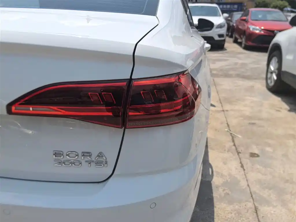 Volkswagen Bora 2025 200TSI DSG Joy Ride PRO Edition фото 8