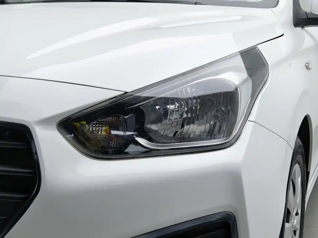 Hyundai Verna 2020 2020 1.4L Manual GL Renewal Edition
