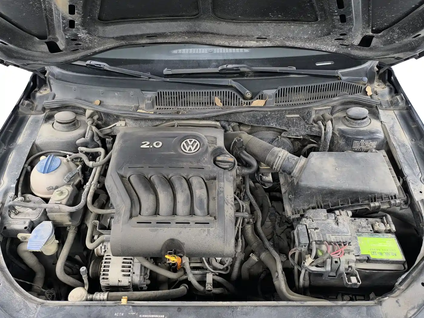 Volkswagen Lavida 2008 2.0L Manual Premium Edition фото 14