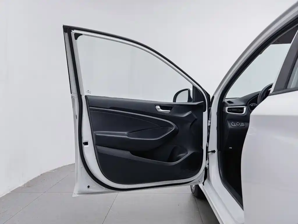 Hyundai Verna 2020 2020 1.4L Manual GL Renewal Edition