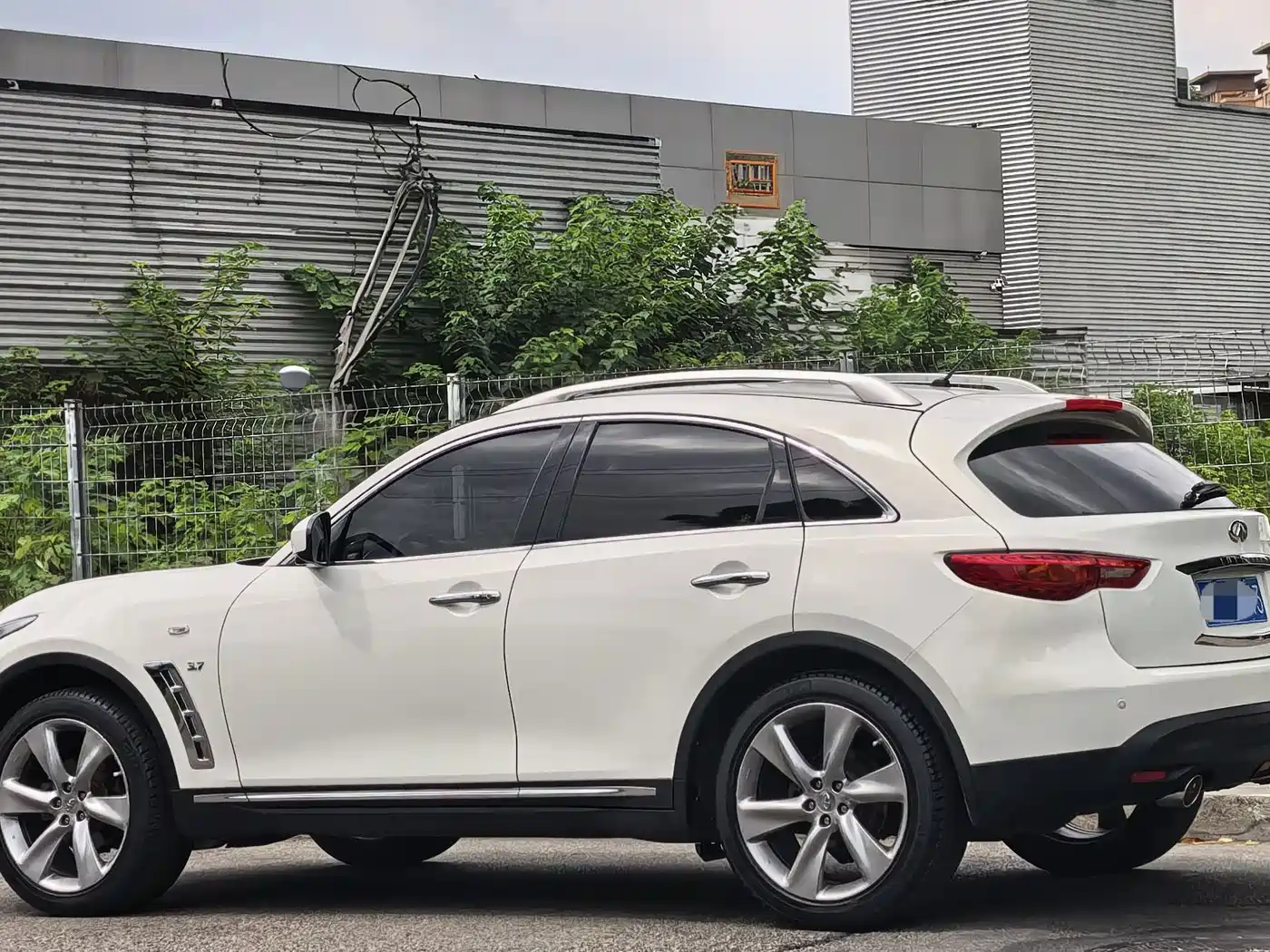 Infiniti QX70 2016 2013 3.7L Standard Edition