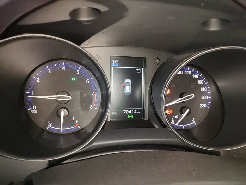 Photo 12 - Toyota C-HR