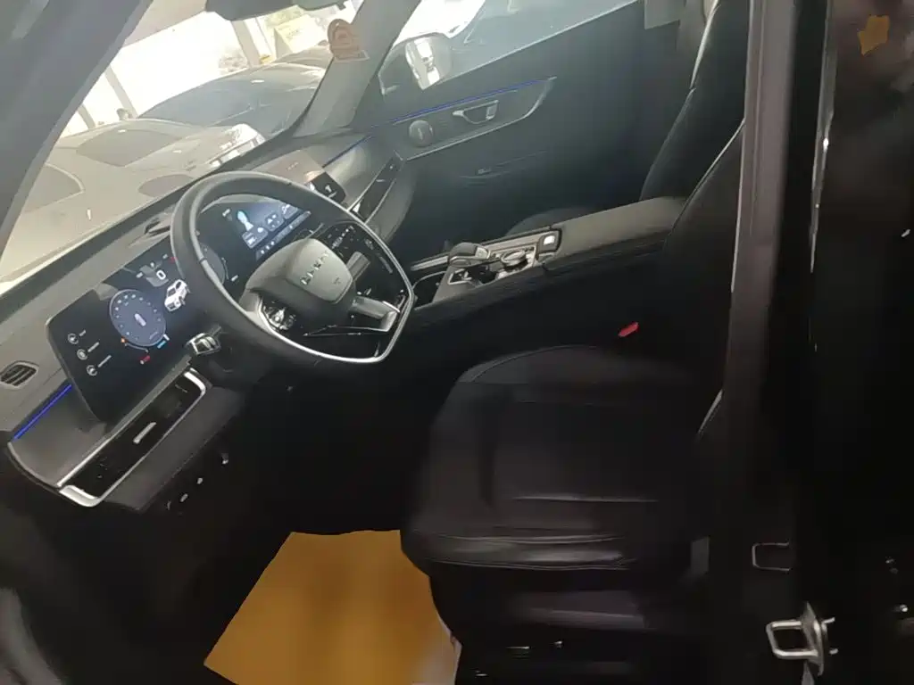 Chery Tiggo 8 PRO 2026 2025 290T 2WD Luxury Edition