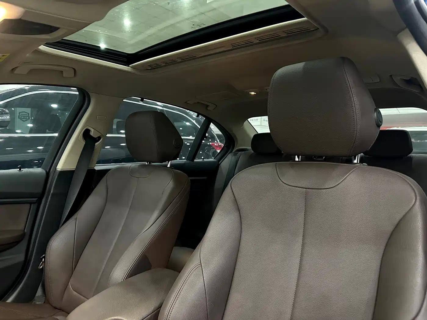 BMW 3 Series 2019 320Li M Sport Package фото 19