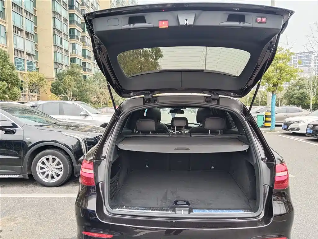 Mercedes-Benz GLC 2019 GLC 260 L 4MATIC Dynamic фото 18