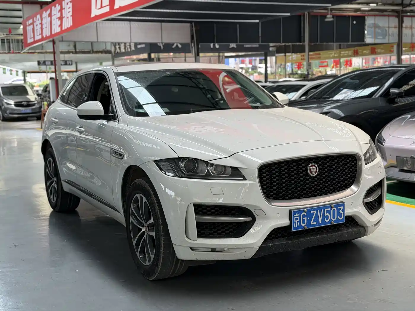 Jaguar F-PACE 2017 2018 2.0T 4WD R-Sport Edition