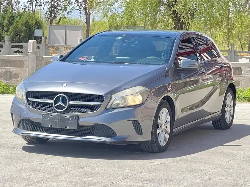 Mercedes-Benz A-Class (Import) 2017 A 180