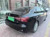Фото 7 - Roewe i6