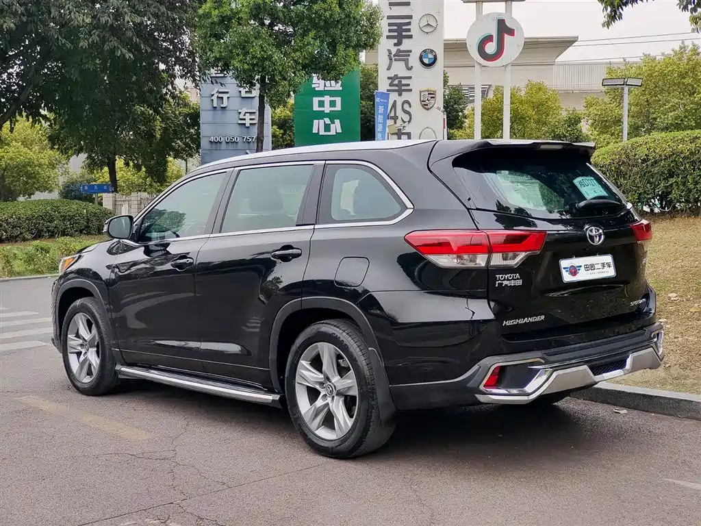 Toyota Highlander 2018 2.0T 4WD Luxury 7-seater (China V) фото 4