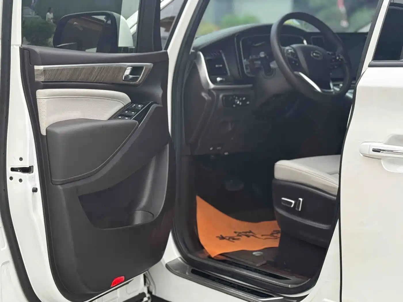 GAC Trumpchi Trumpchi M8 2021 Leading Show Series 390T Premium Edition фото 32