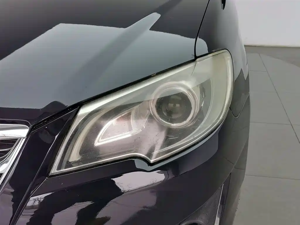 Toyota Corolla 2013 1.6L Manual Value Edition фото 7