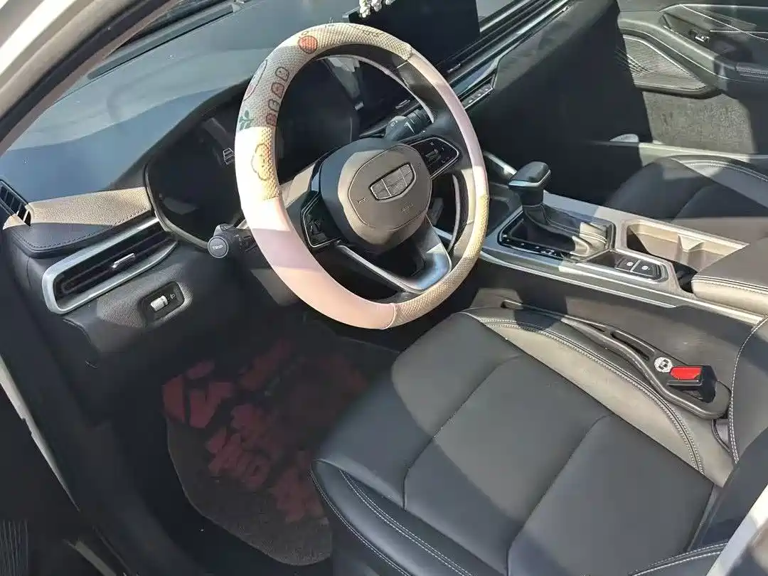 Geely Emgrand 2025 2025 4th Gen 1.5L CVT Premium