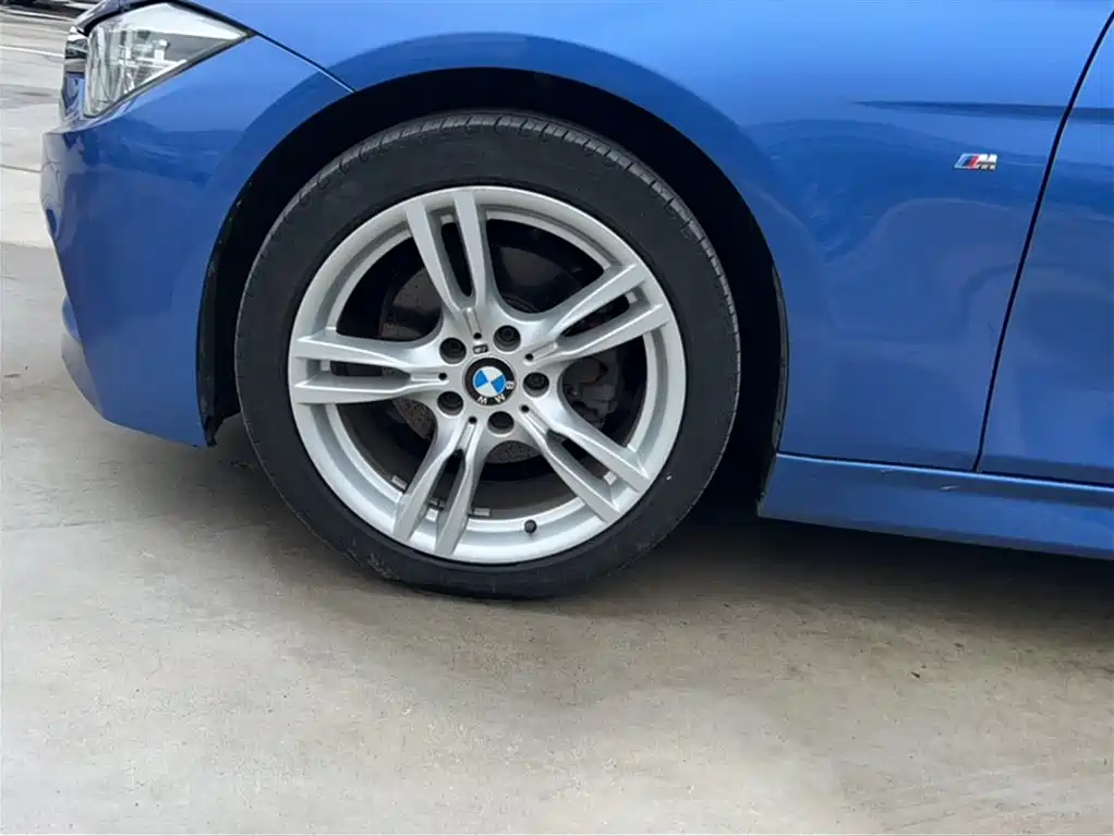 BMW 3 Series 2016 328i M Sport фото 14