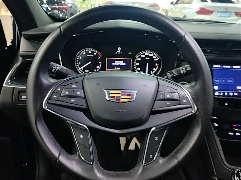 Cadillac XT5 2021 2.0T 2WD Luxury Edition фото 11