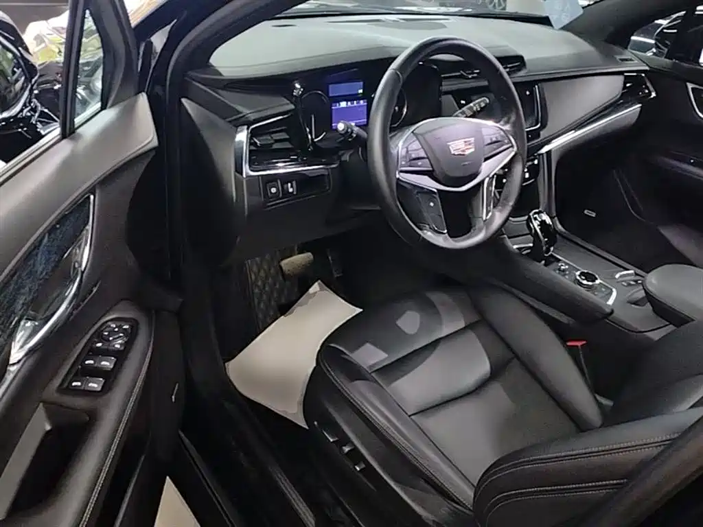 Cadillac XT5 2021 2.0T 2WD Luxury Edition фото 16