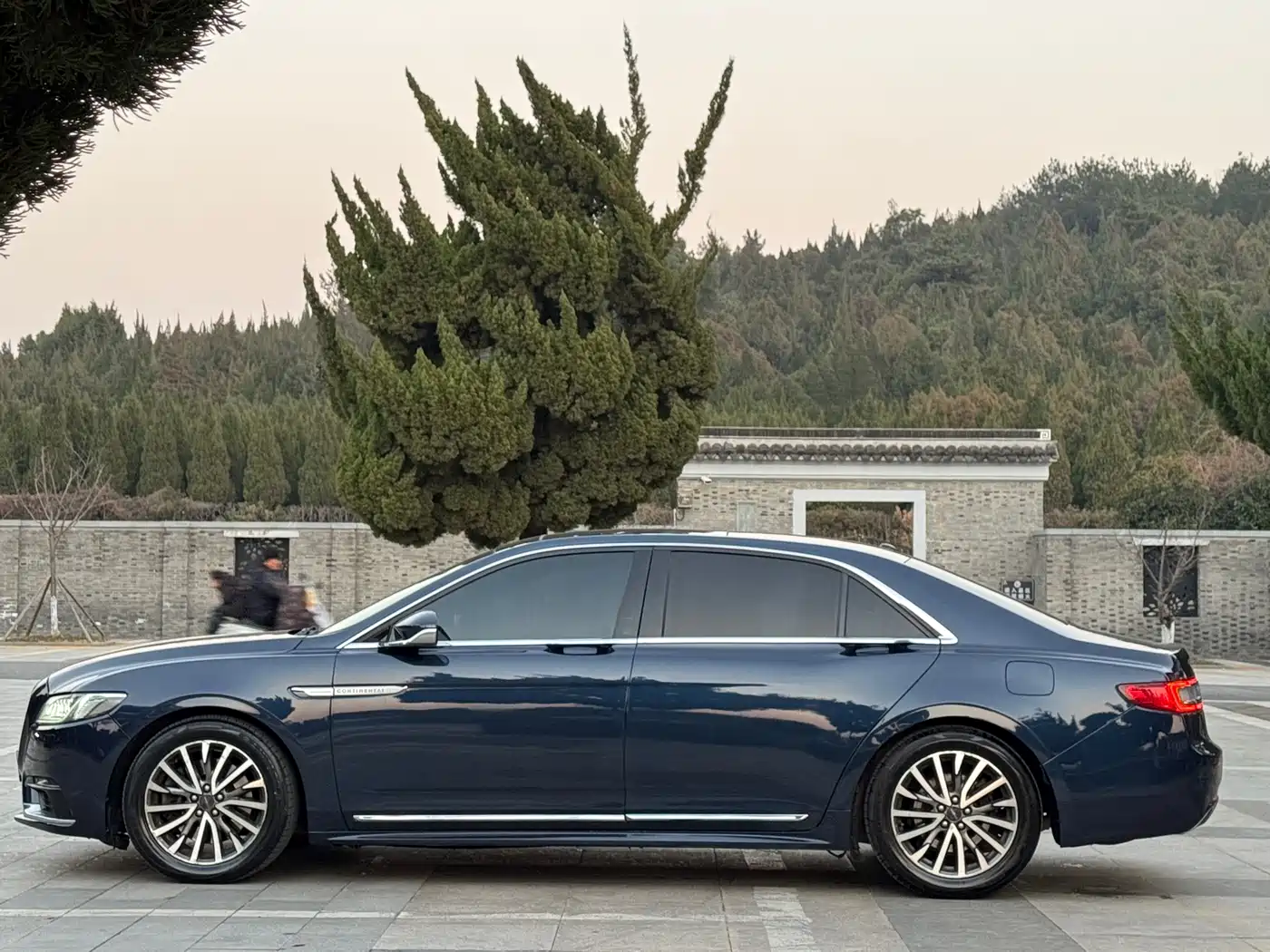 Lincoln Continental 2017 2.0T 2WD Elegance Edition фото 4