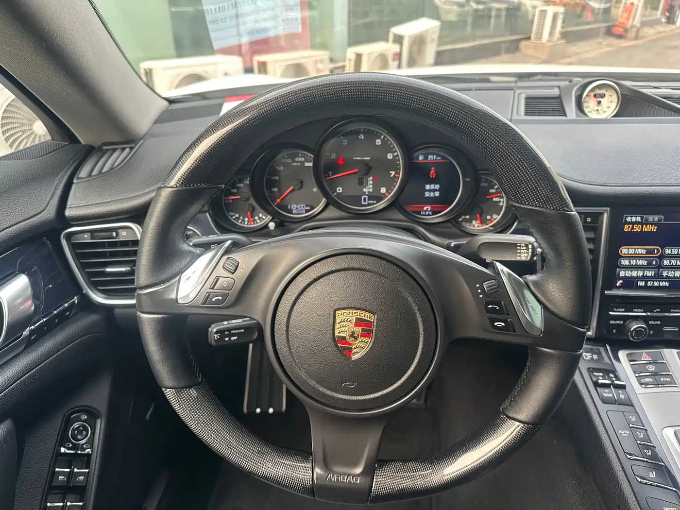 Porsche Panamera 2014 Panamera 4 3.0T фото 12