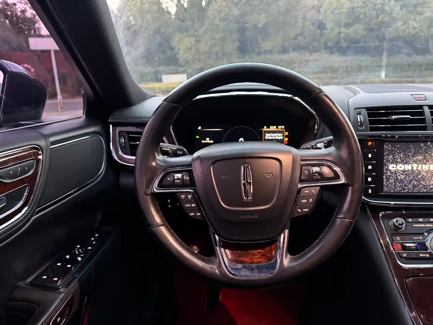 Lincoln Continental 2017 2.0T 2WD Elegance Edition фото 7
