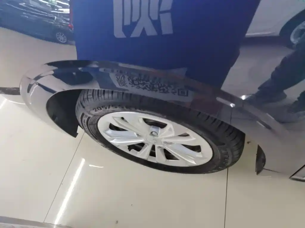 Wuling Motors Wuling Jiachen 2023 2022 1.5T CVT Smart Luxury