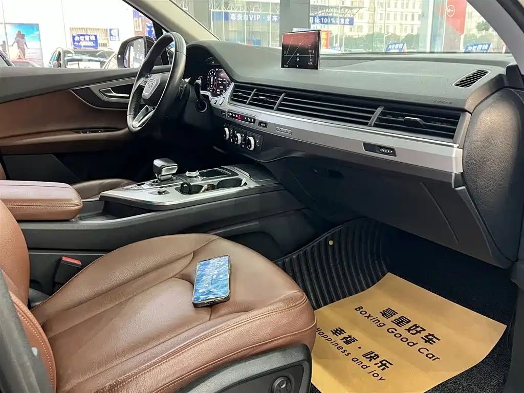 Audi Q7 2018 40 TFSI Comfort фото 19