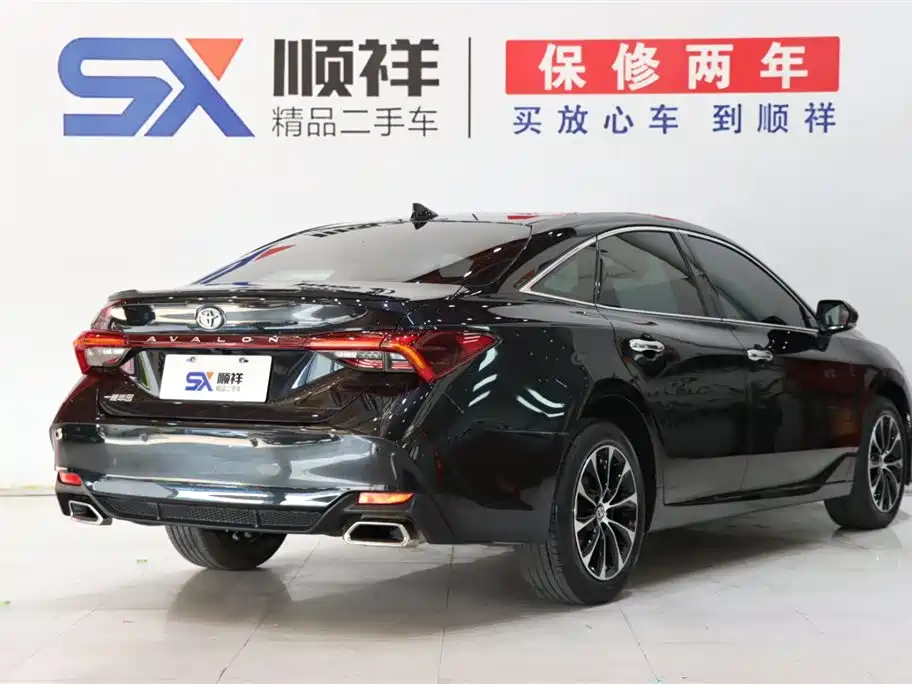 Toyota Avalon 2022 2.5L Luxury Edition фото 4