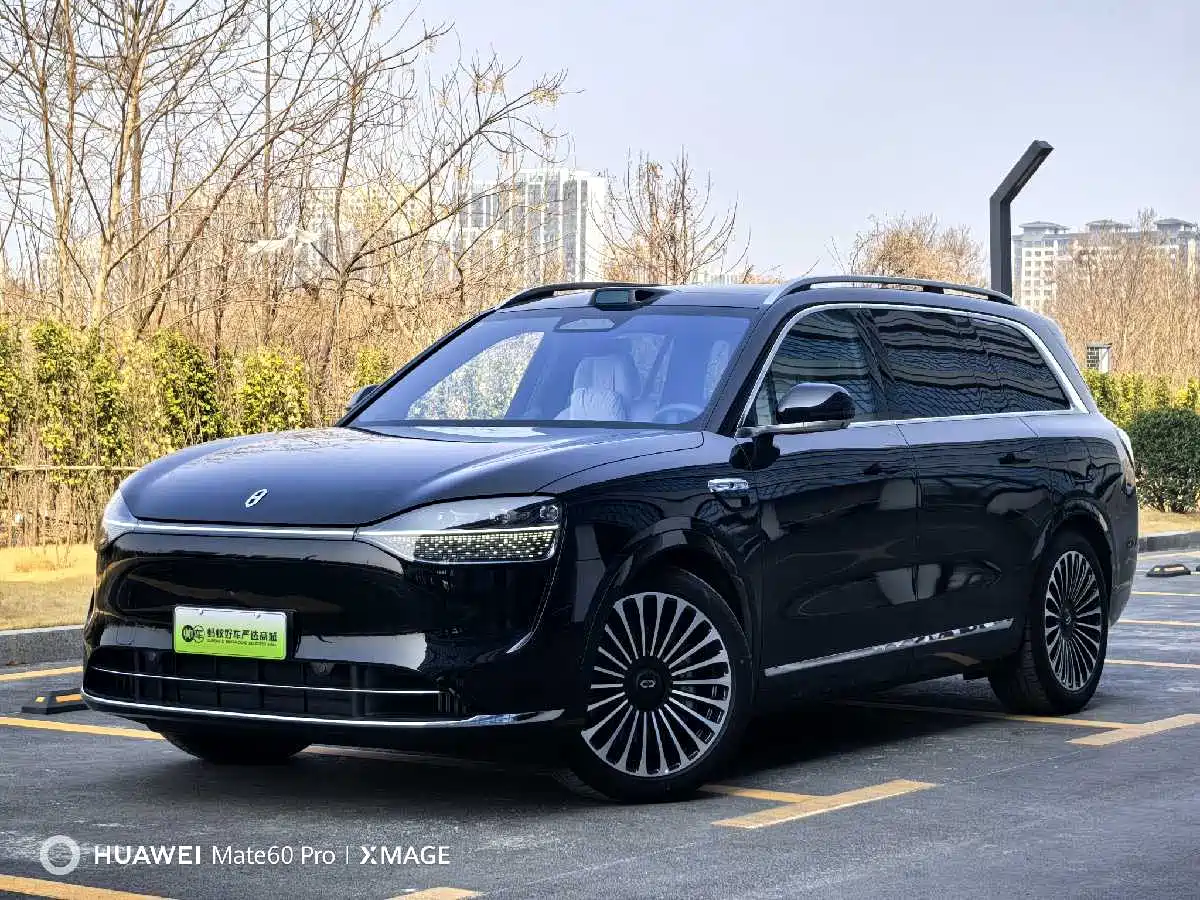 AITO Wenjie AITO M9 2025 Extended Range Ultra 52kWh 5-Seater
