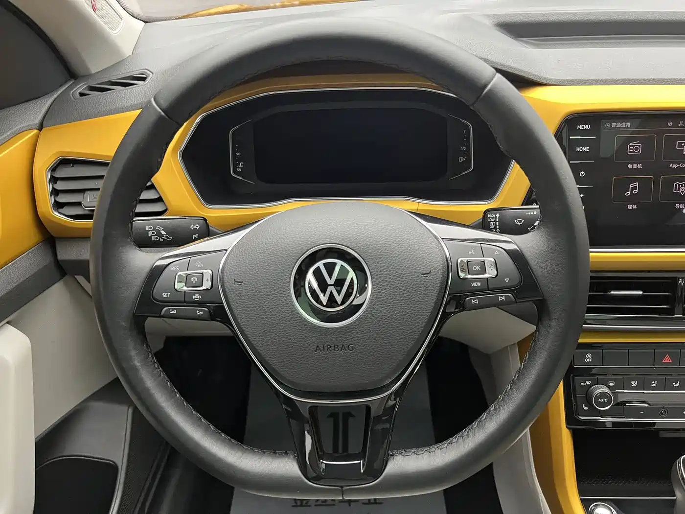 Volkswagen T-Cross 2023 2023 280TSI DSG Luxury Edition