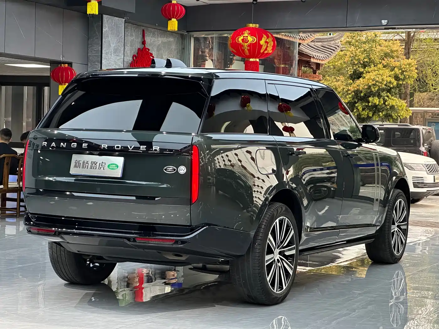 LAND ROVER RANGE ROVER